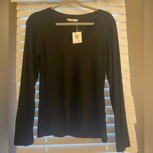 Long sleeve black shirt size L